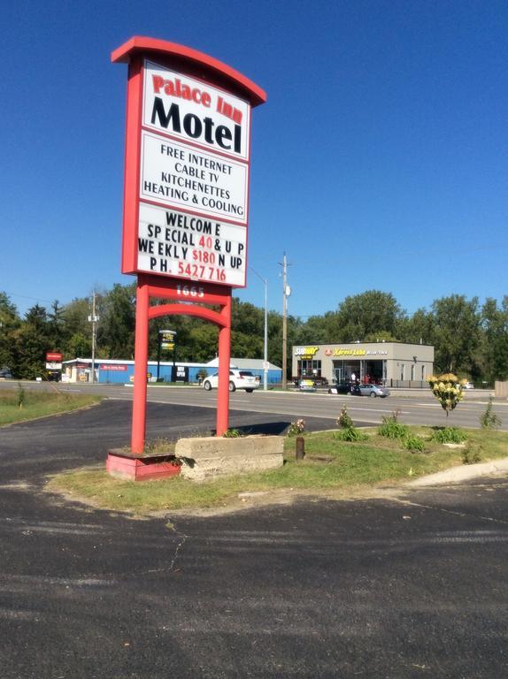 Palace Inn Motel Sarnia Bagian luar foto