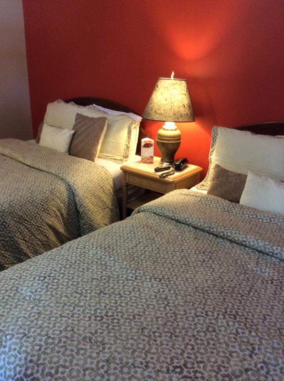 Palace Inn Motel Sarnia Bagian luar foto