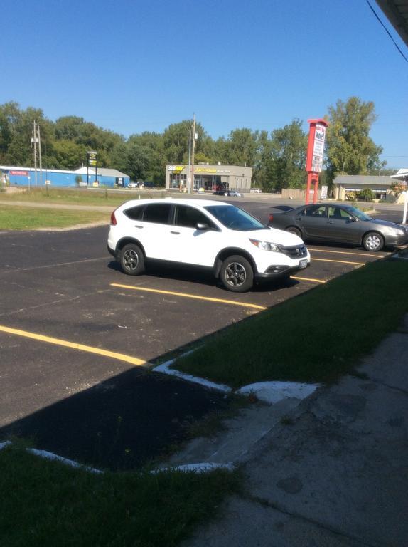 Palace Inn Motel Sarnia Bagian luar foto