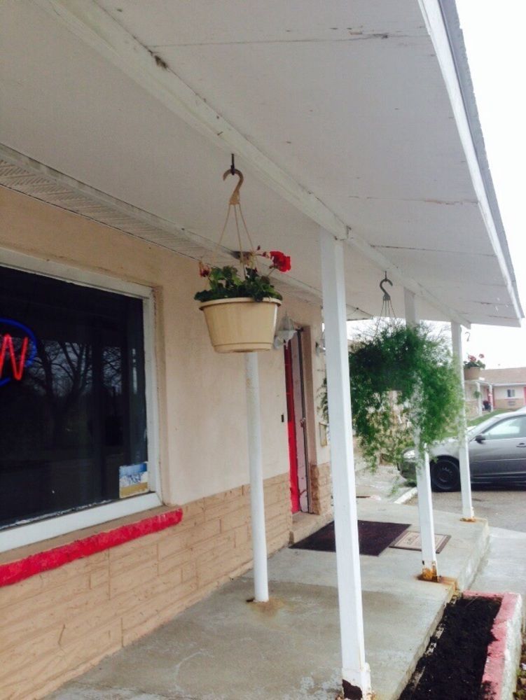 Palace Inn Motel Sarnia Bagian luar foto